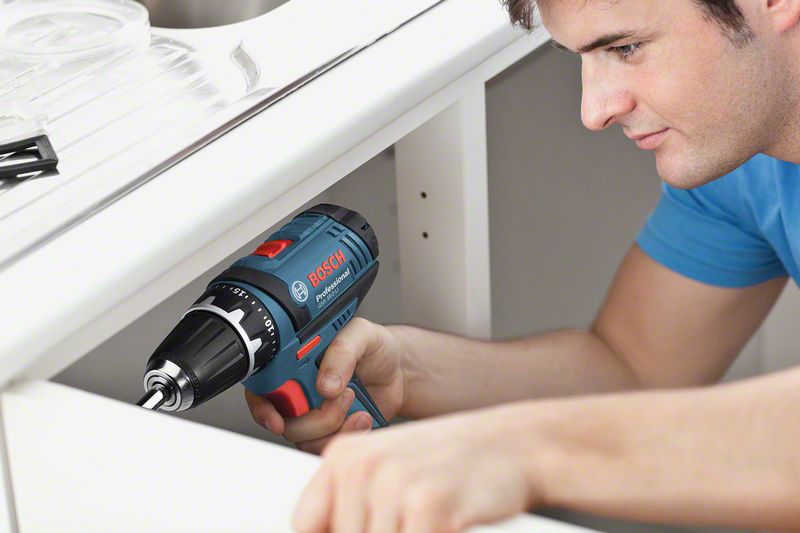 Akku Bohrschrauber Bosch GSR 18-2-LI 2 Akku 1.5Ah LI-Ionen in  L-BOXX