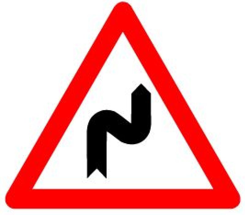 .SIGNAL SCOTCHLITE EG  DOPPELKURVE NACH RECHTS BEGINNEND