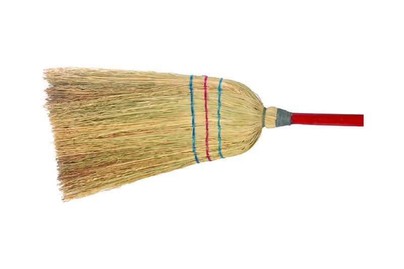 .KINDER-REISBESEN MIT ROTEM STIEL