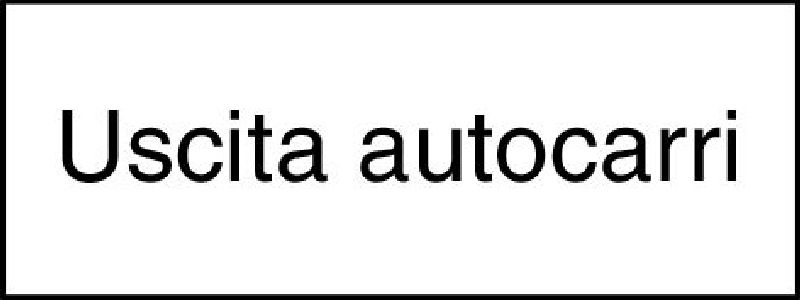 10.360 Zusatztafel Grösse cm: 50/20, Text: Uscita autocarri